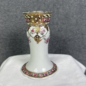 BEAUTIFUL VINTAGE HAND PAINTED NIPPON PORCELAIN 8 PLACE HATPIN HOLDER-GOLD&ROSES